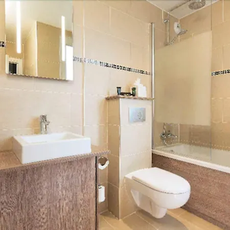 トゥレンヌ ル マレ ホテル パリ